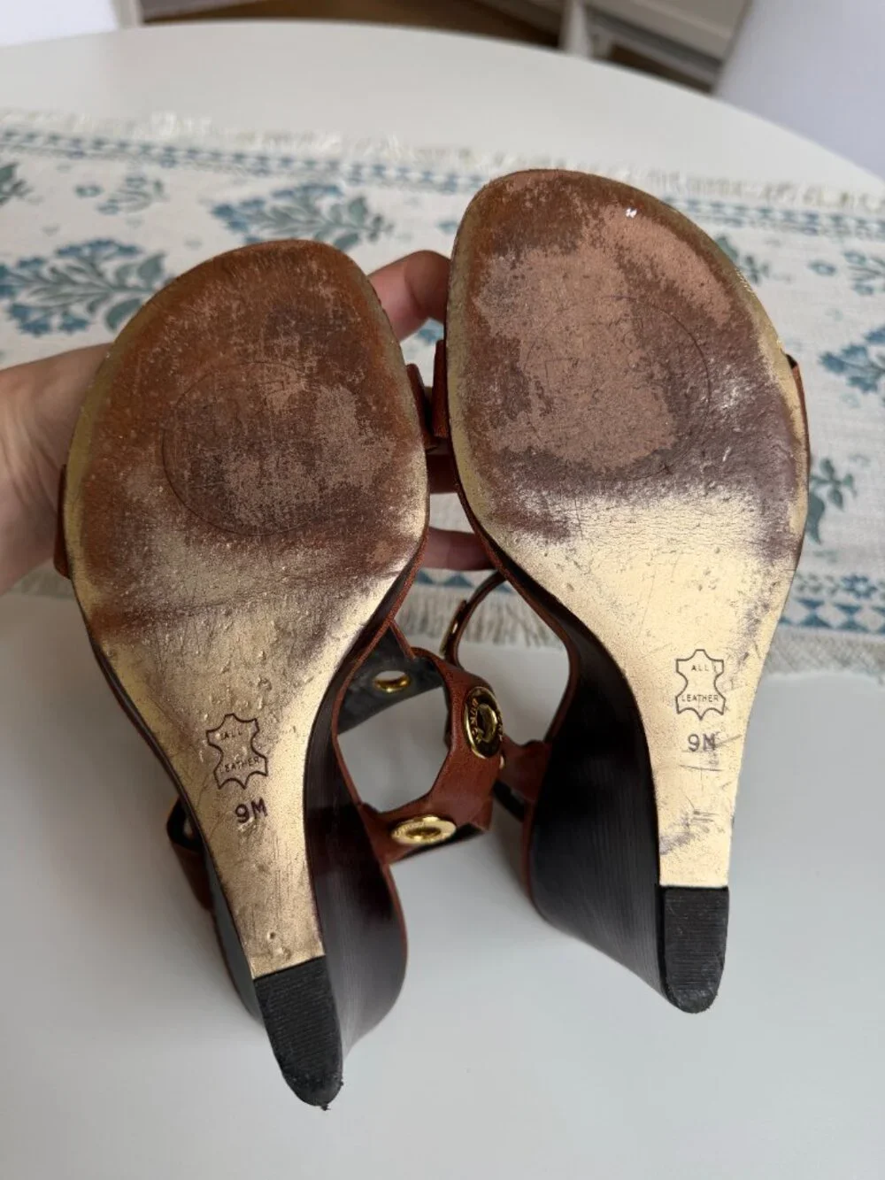 Tory Burch Kathryn Wedge Sandals | Gold Hardware | Womens Size 9